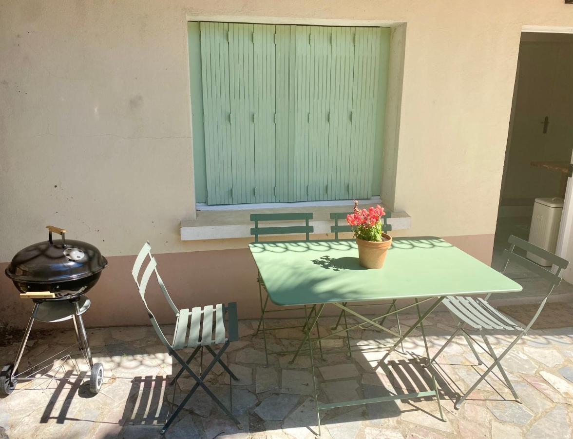 Gite Le Palmier - Perfectly Located Cosy Studio With Private Garden Puissalicon Buitenkant foto